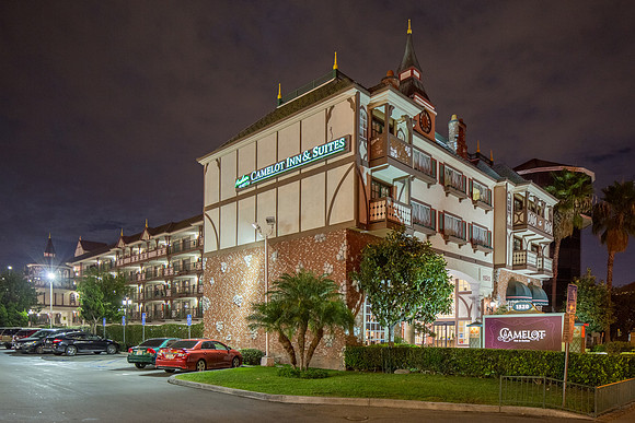 Camelot Inn & Suites, Anaheim, CA